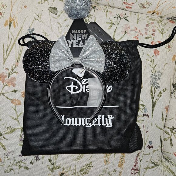 Exclusive Loungefly Disney New Years Minnie Mouse Ear Headband - Picture 6 of 6